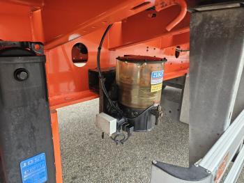 Pacton 2 X STEERING AXLE / LIFT AXLE / HIAB ROLLER CRANE